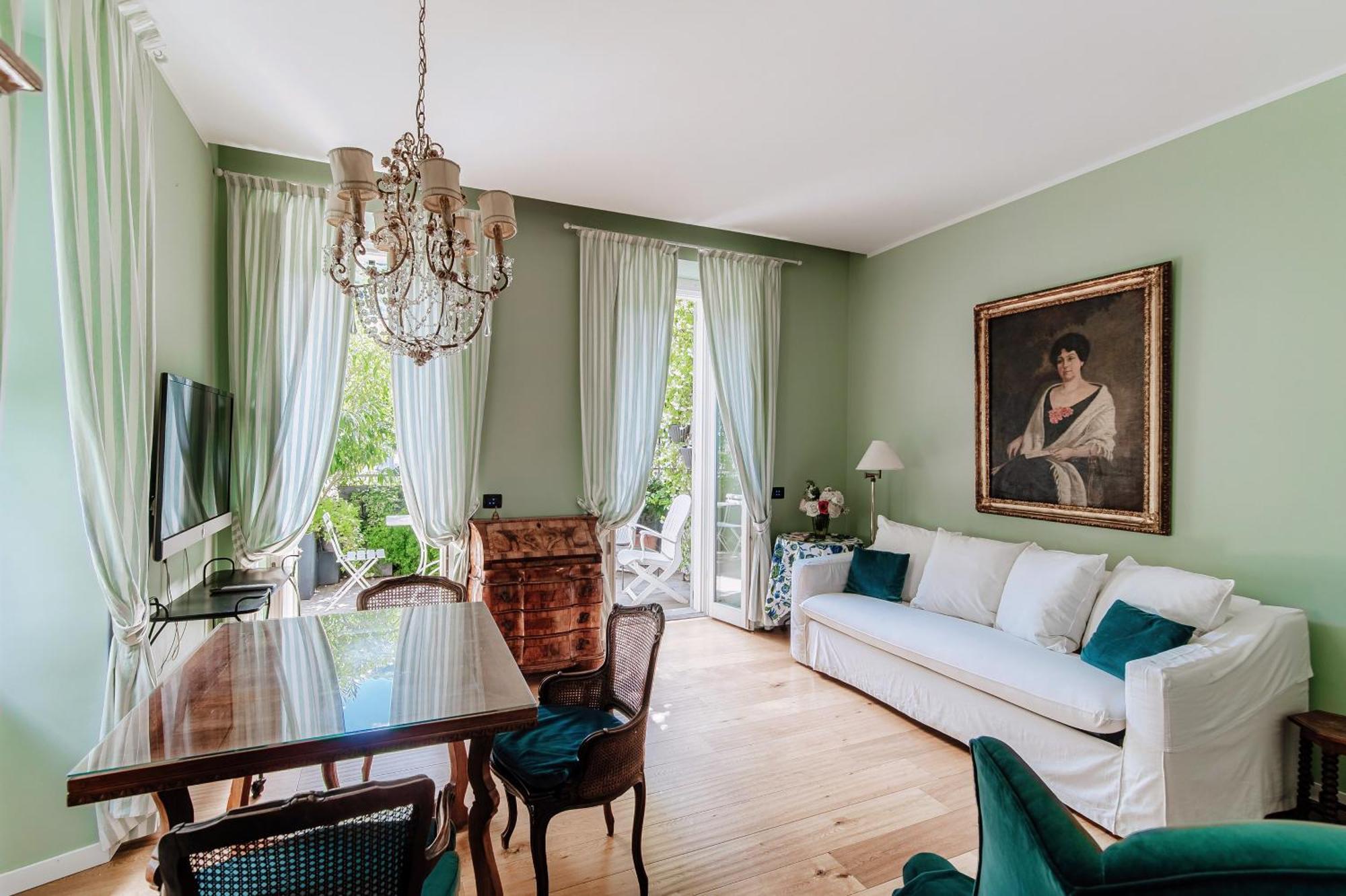 Green Home 65 - The House Of Travelers Como Exteriör bild